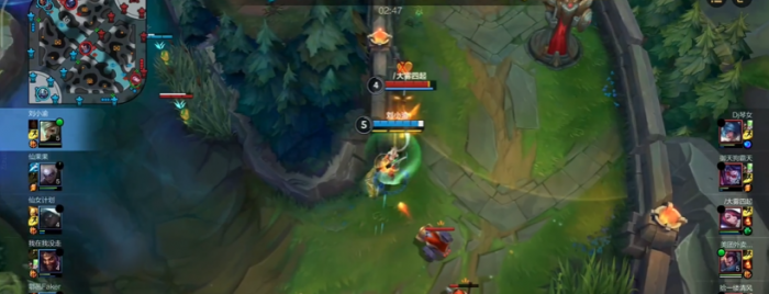 英雄联盟手游锐雯鳄鱼哪个厉害1