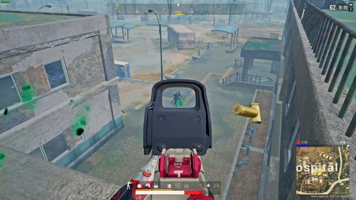 绝地求生如何跑着打人3