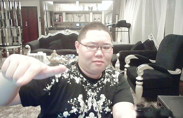 《LOL》PDD被曝签约斗鱼2