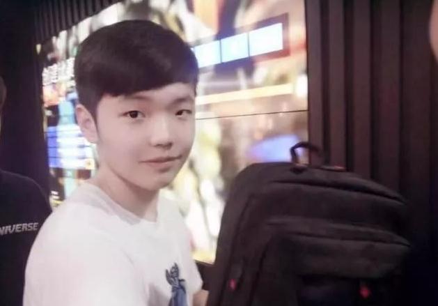 《绝地求生》飞机一响1