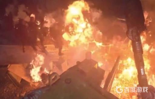 消逝的光芒怎么丢燃烧瓶?5