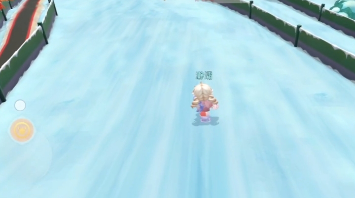 摩尔庄园最边上的滑雪场怎么滑1